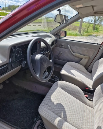 Opel Kadett cena 5500 przebieg: 117000, rok produkcji 1991 z Wrocław małe 137